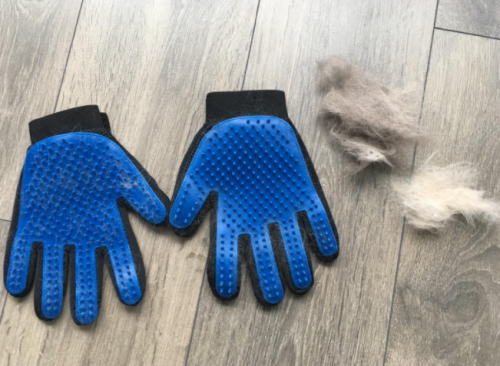 Pet Brush Grooming Glove photo review